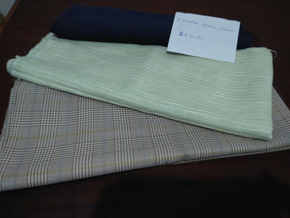 Retalhos de tecidos.