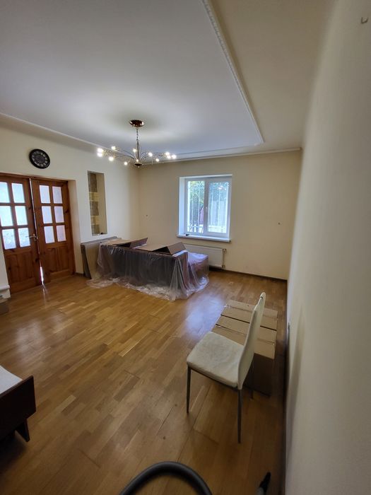 Оренда 3к квартири 1 поверх бічна Повітряної