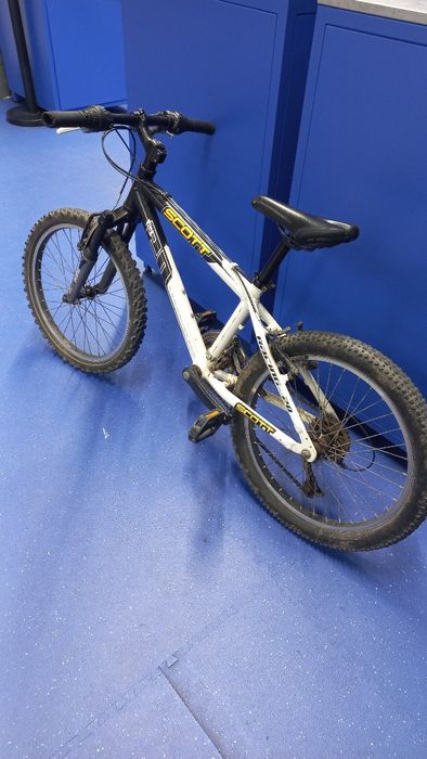 Bicicleta Scott Racine 20