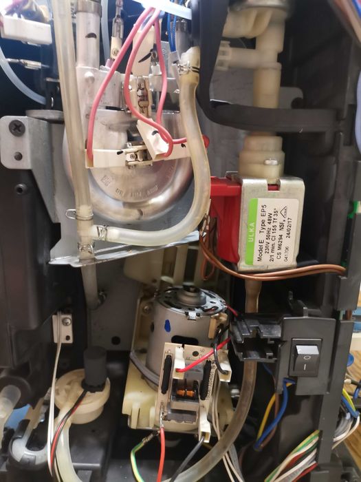 Ремонт кофемашин‼️Delonghi. Частный мастер