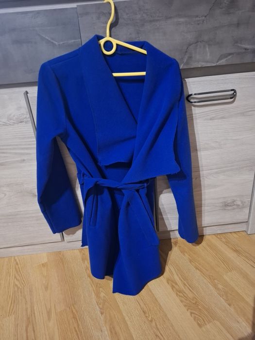 Płaszczyk cienki na letnie poranki