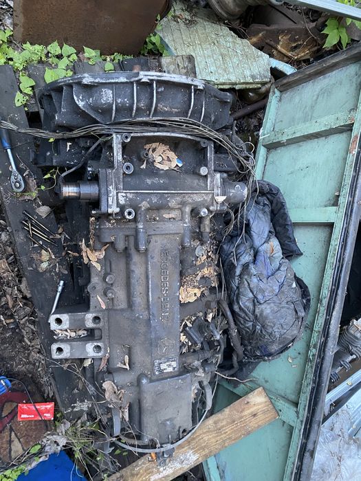 Коробка actros на запчастини