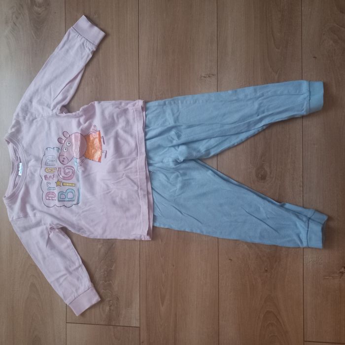 Pizama piżamka dla dziewczynki Świnka Peppa Pig rozmiar 98