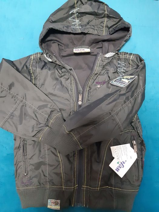 Продам ветровка детская