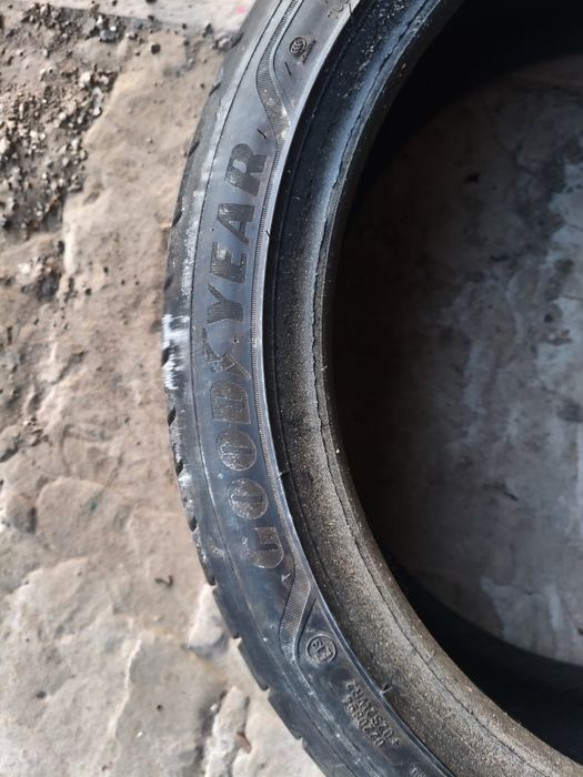 Opony letnie lato Goodyear 215/40 R18