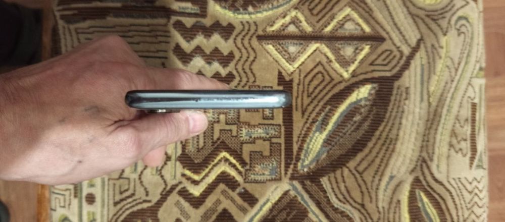 Смартфон OnePlus Nord