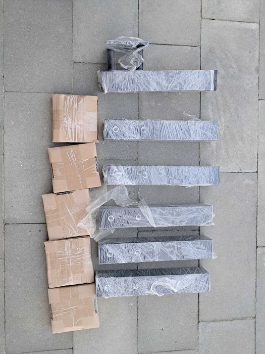 Okucie metalowe dolne boczne podstawa słupka balustrady 50x50 czarne