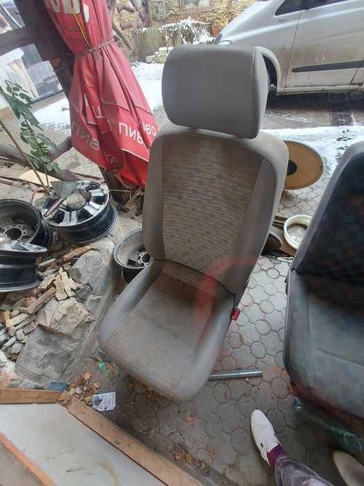 сидушки  на  мерседес  спринтер   крафтер  вито