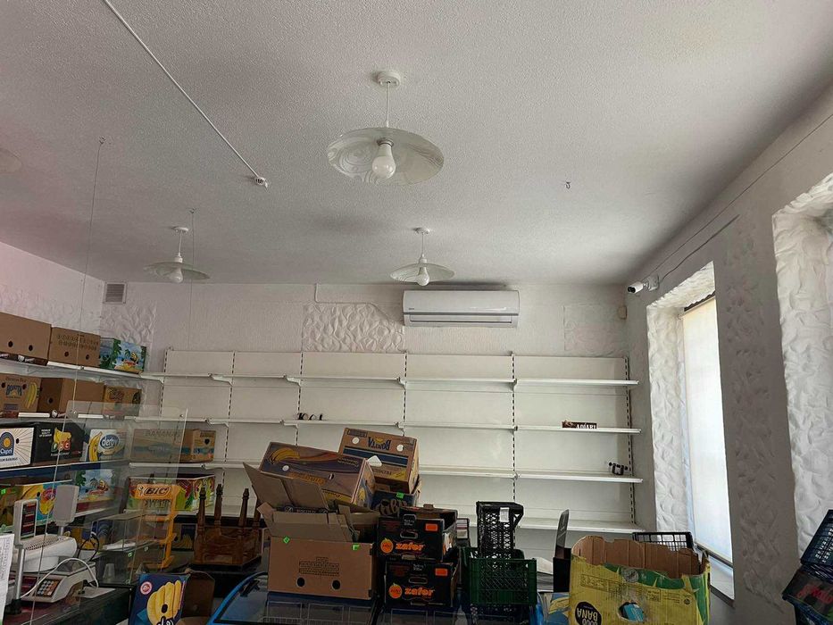 Нежитлове приміщення під магазин, м.Жовква