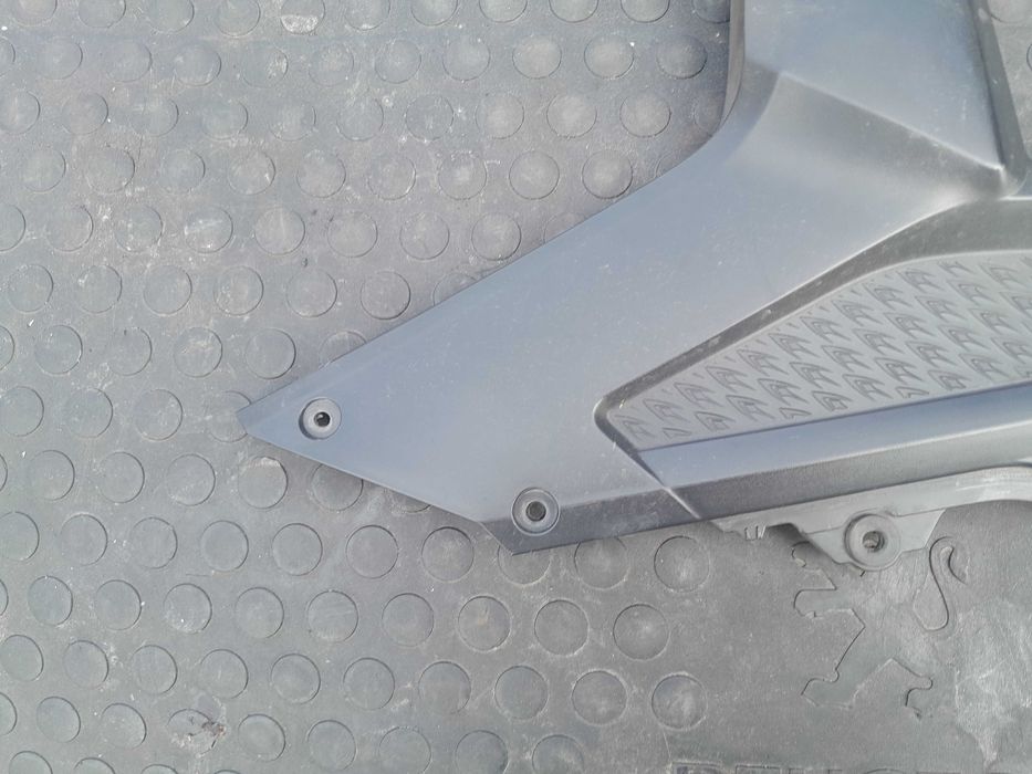 Junak RS125 Osłona Boczna Ramy Prawa