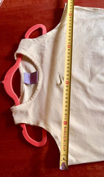 Top sem manga da Nike