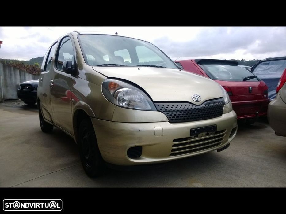 Traseira/Frente/Interior Toyota Yaris Verso