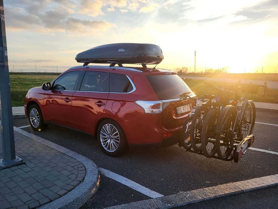 Mistsubishi Outlander   2,2 diesel 2WD