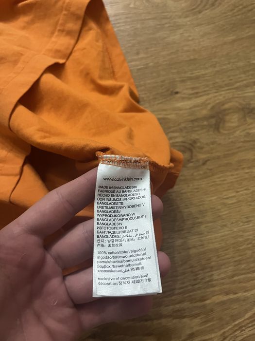 футболка Calvin Klein S розмір