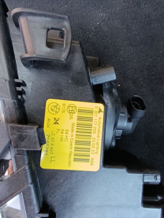 Farol BMW 320 E46 de 2002