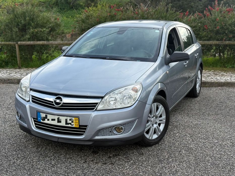 OPEL ASTRA COSMO 1.3 Cdti (Gasóleo) 2007