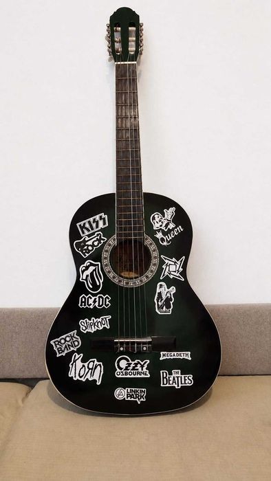 СРОЧНО! Продам гитару Bandes CG851-39 GL/N
