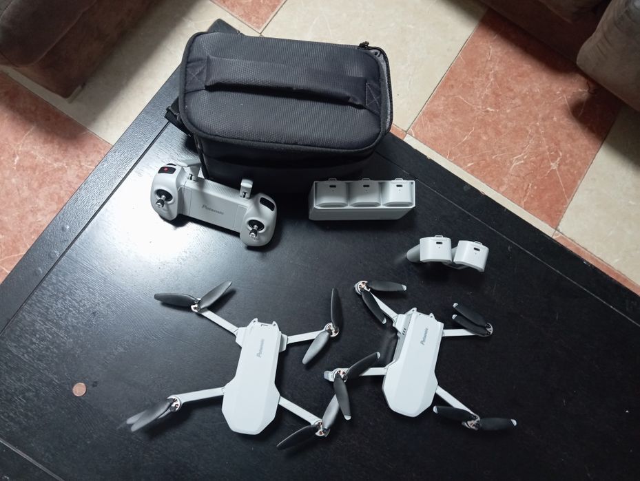 2 drone 1 controle 5 bateria com carregador como na foto