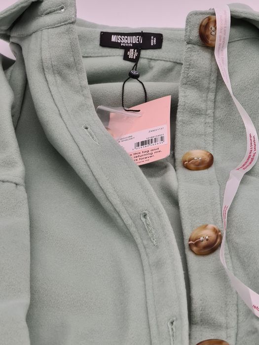 Casaco Missguided Petite novo