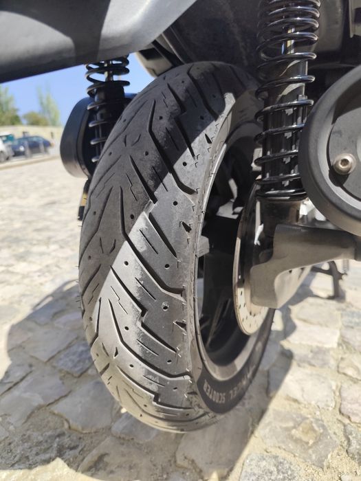 Yamaha X Max 125