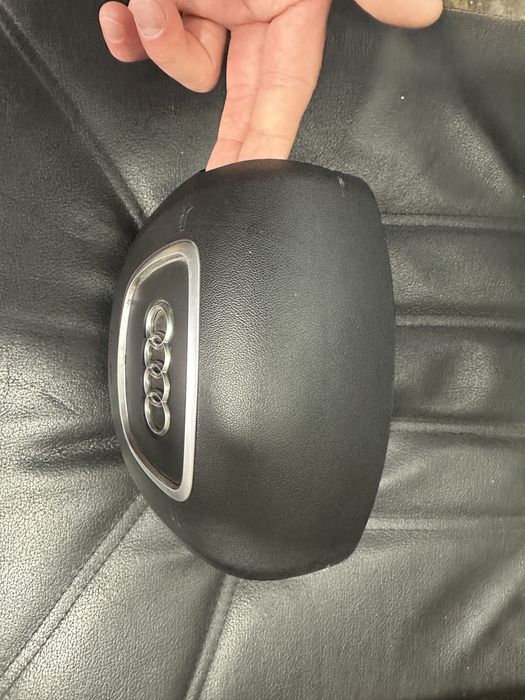 Подушка в руль audi a4 b8 a5 рест 8K0 880 201 AE