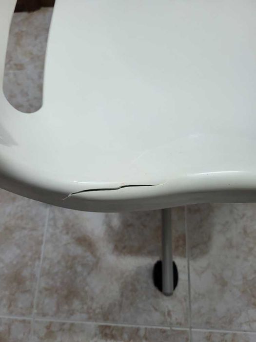 Cadeira de Plástico