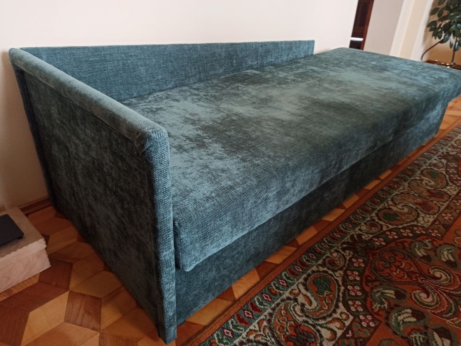 Sprzedam tapczan kanapa