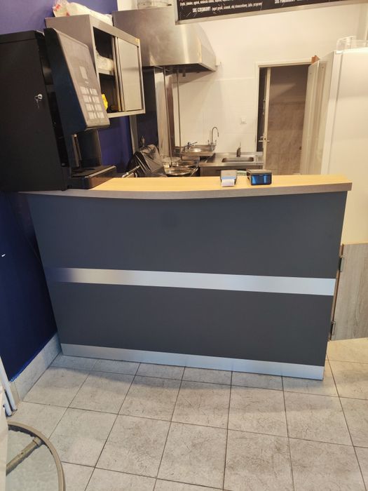 Lada barowa recepcyjna