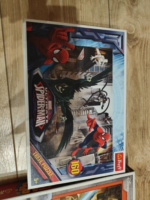 Puzzle star wars i spiderman