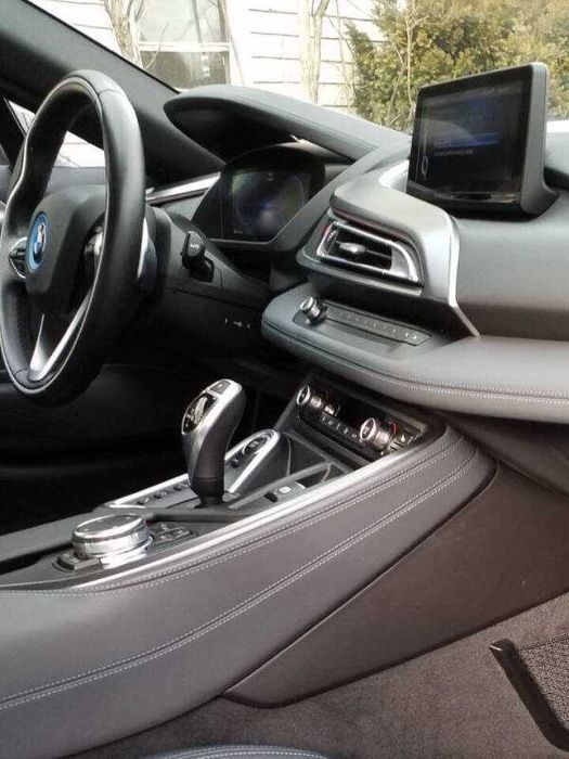 2015 BMW i8 Plug-in Hybrid