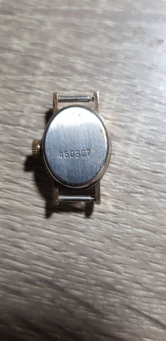 Часы женские "Чайка"