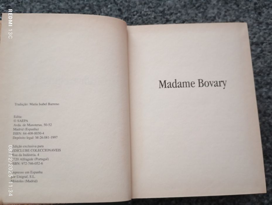 Livro "Madame Bovary"