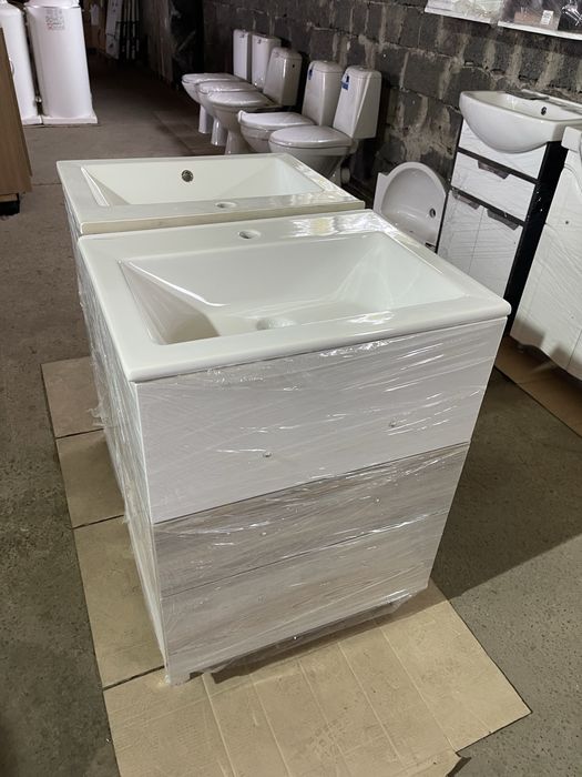 Тумба з умивальником