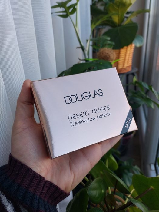 Nowa Paleta cieni do powiek Douglas Desert Nudes mini