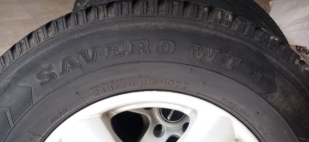 Продам колеса з дисками 245/70R16