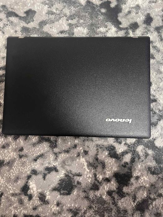Нутбук    Lenovo