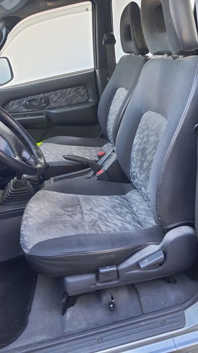 Mitsubishi Strakar 2001