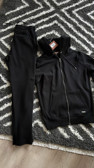 Костюм чоловічий