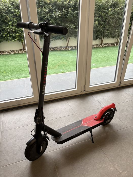 Trotinete eletrica Olsson Fresh Wild Red 8,5’’
