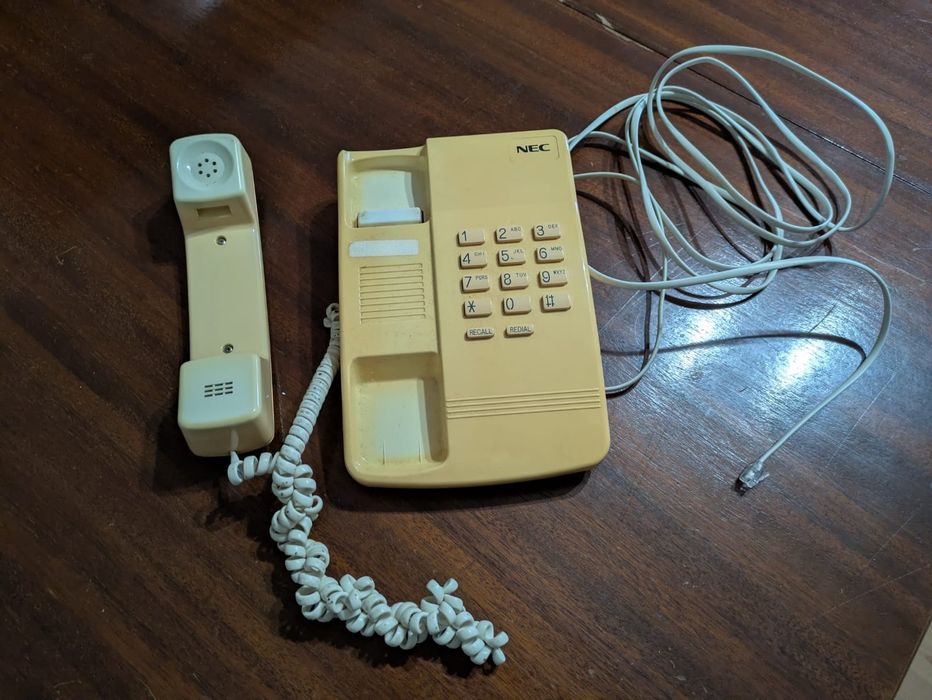 Telefone fixo marca NEC478864933766440961