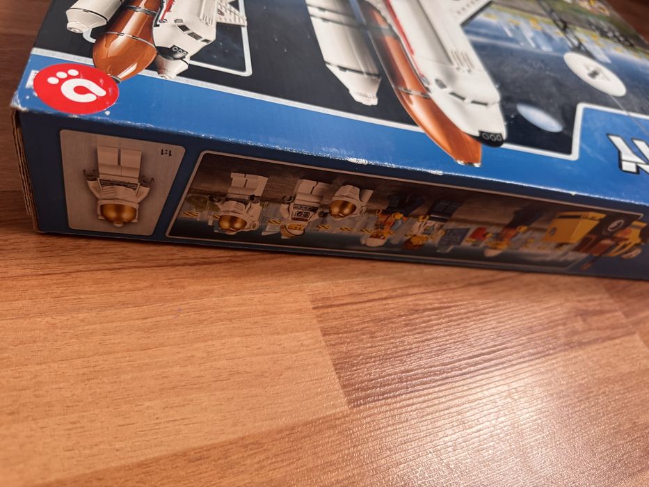 конструктор LEGO City Космопорт (60080