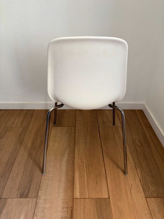 Cadeira IKEA LIDÅS branca + pernas cromadas Sefast (como nova)