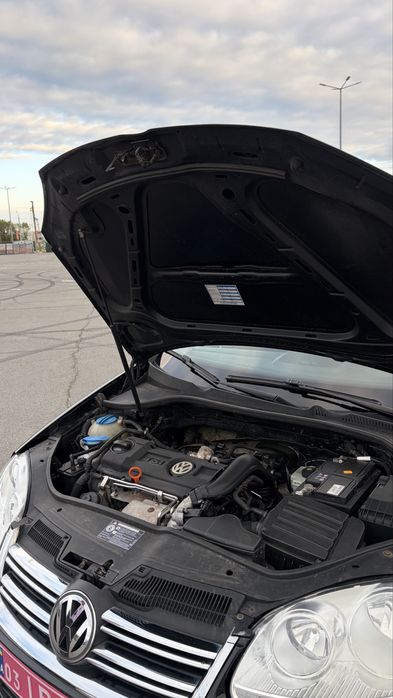 Volkswagen Golf 2008 год