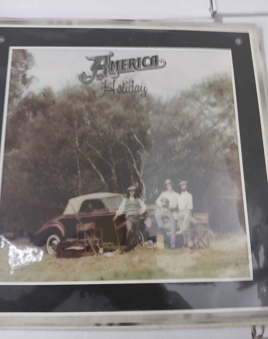 Vinil America - Holiday