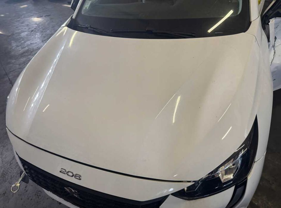 PEUGEOT 208 II Капот