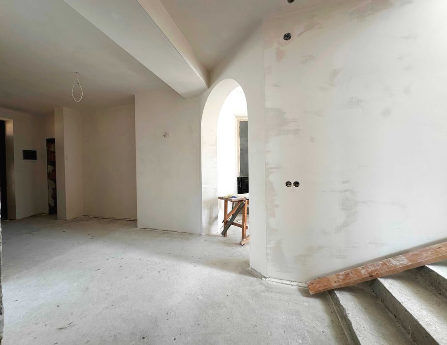 Продаж новозбудованого будинку