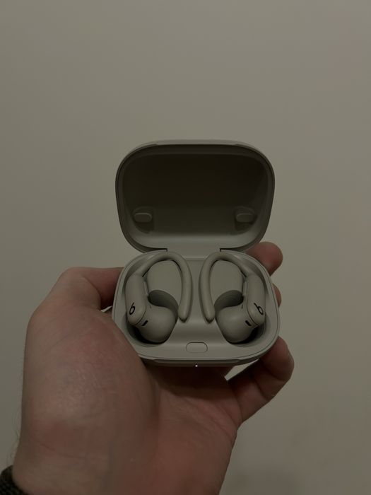 Beats Powerbeats Pro 2 | Преміальні бездротові навушники