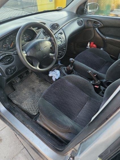 Ford Focus 1999  rok benzyna gaz