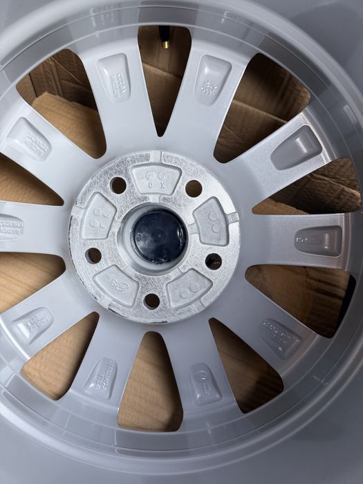 Нові Диски Original VW MULTIVAN T5 T6 R17 5x120 TRANSPORTER R17