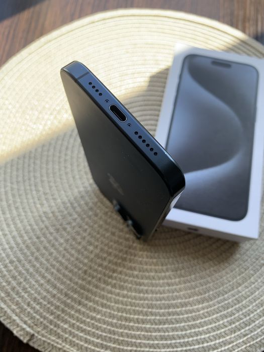 Продам IPhone 15 PRO MAX 1 Tb Neverlock